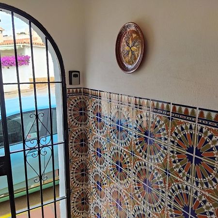Delightful Burriana House With Magnificent Beach & Sea Views. ネルハ エクステリア 写真