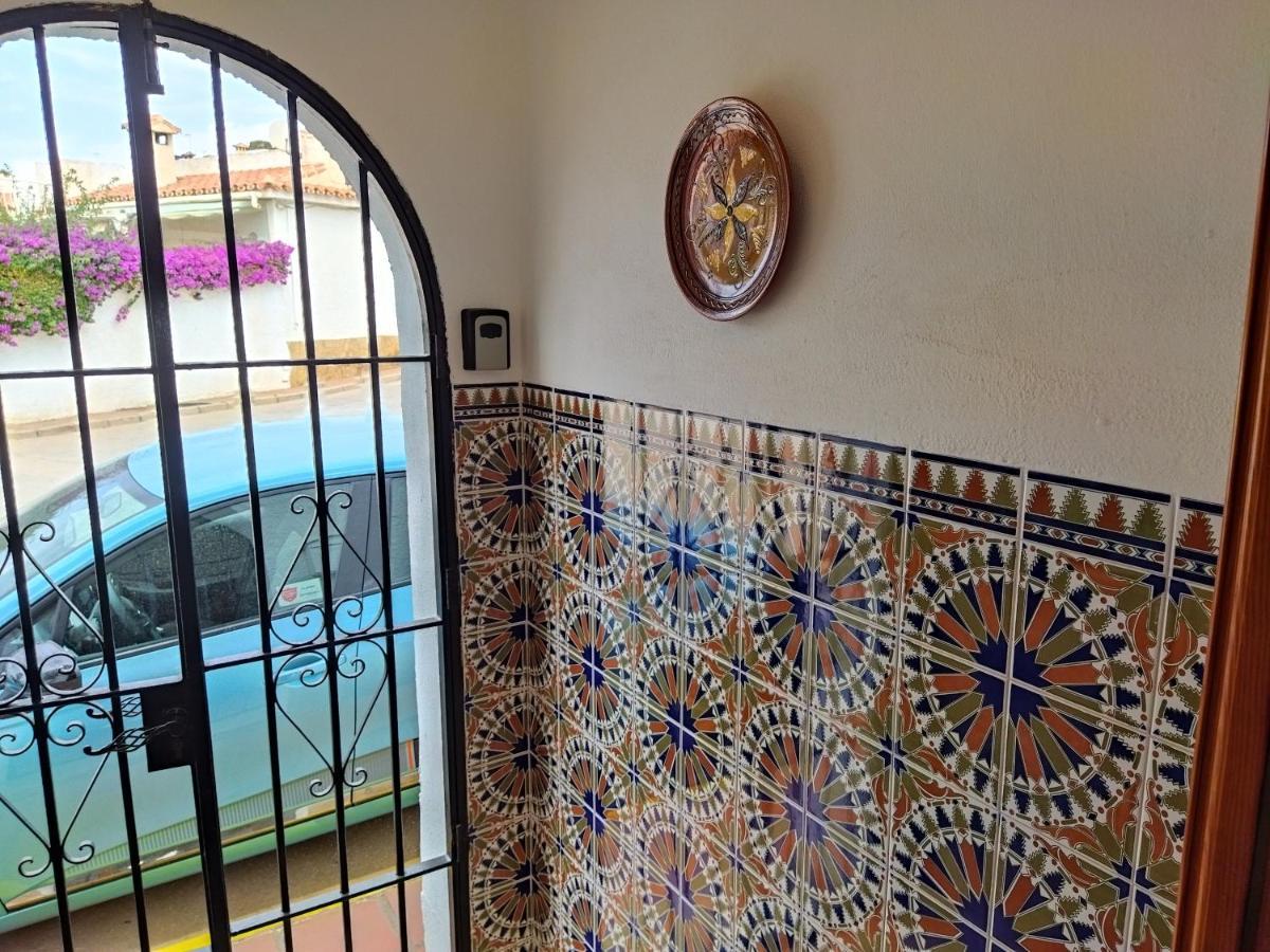 Delightful Burriana House With Magnificent Beach & Sea Views. ネルハ エクステリア 写真